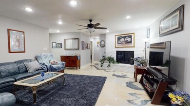 2915 W Day St, Denison, TX 75020 - photo 4