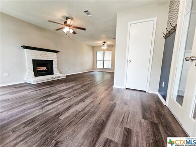 405 Table Rock Ln, Copperas Cove, TX 76522 - photo 3