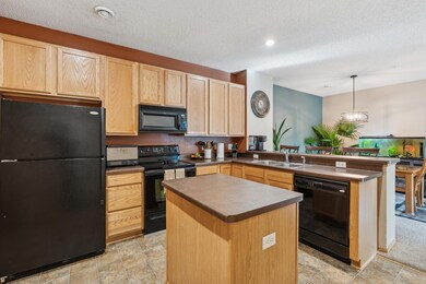 2450 49th St E unit 7302, Inver Grove Heights, MN 55076 - photo 5