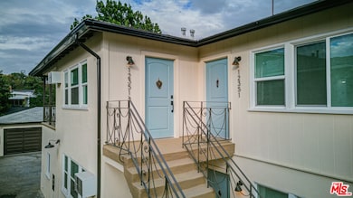 12351 Riverside Dr unit 1/2, Los Angeles, CA 91607 - photo 3