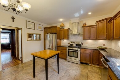 33 Westernview St, Springfield, MA 01108 - photo 6