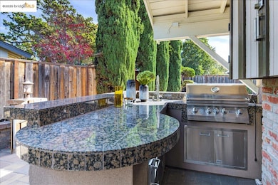 3862 Walnut Ave, Concord, CA 94519 - photo 4