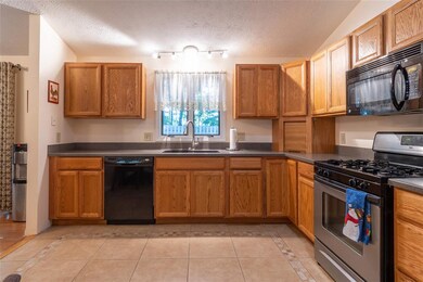 7 Meghan Dr unit U22, Nashua, NH 03063 - photo 7