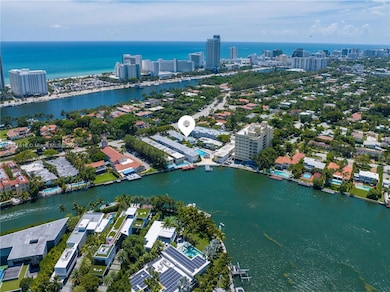 4710 Pine Tree Dr unit 26, Miami Beach, FL 33140 - photo 2