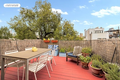 117 Park Place unit 3, Brooklyn, NY 11217 - photo 2