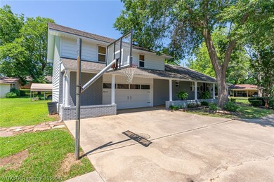 914 N 4th St, Paris, AR 72855 - photo 5