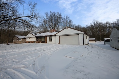 2129 Austintown Warren Rd, Mineral Ridge, OH 44440 - photo 2