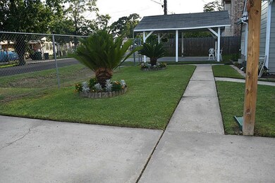 533 Comile St, Houston, TX 77022 - photo 7