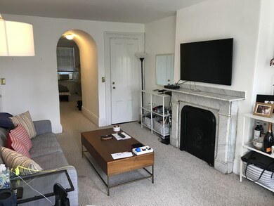 71 Montgomery St unit 3, Boston, MA 02116 - photo 2