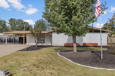 202 Davis Ave, Florence, AL 35633 - photo 6