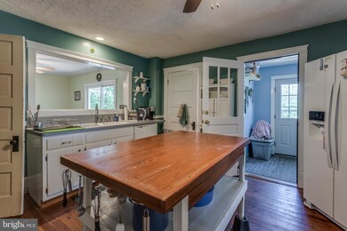 2292 Old Charles Town Rd, Berryville, VA 22611 - photo 6