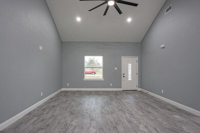 3103 Shady Grove Cir, Granbury, TX 76049 - photo 7