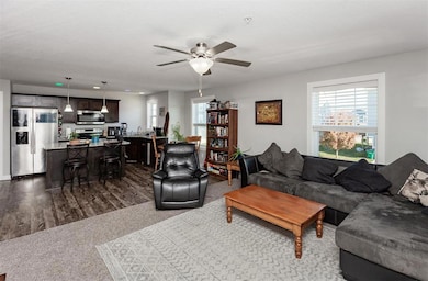 223 Burr Oak Ct, Norwalk, IA 50211 - photo 5