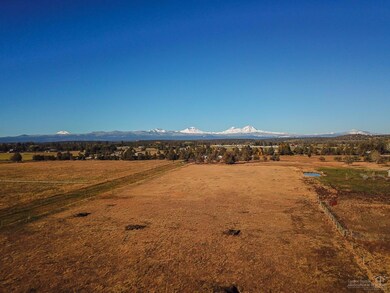 65875 Twin Bridges Rd, Bend, OR 97703 - photo 7