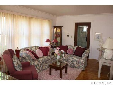 Living Room 21 6