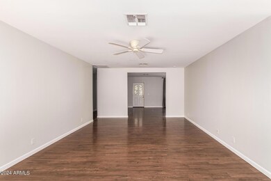 4128 N 46th Place, Phoenix, AZ 85018 - photo 3