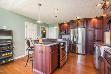 3072 Autumn Hill9