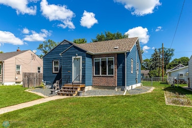 1617 7th St N, Fargo, ND 58102 - photo 2