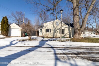 2340 Clifton Ave, Lansing, MI 48910 - photo 4