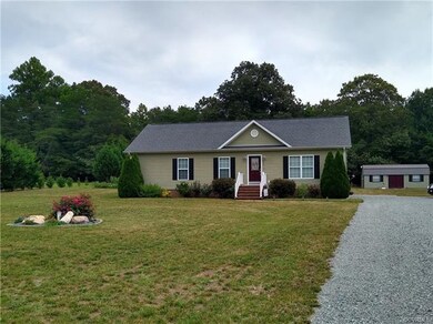 434 Pond Dr, Dunnsville, VA 22454 - photo 2