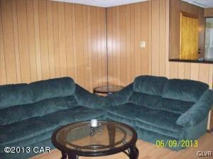 9072 Twin Lake Dr, Kunkletown, PA 18058 - photo 4