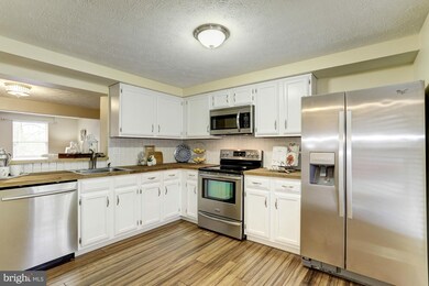 523 Oakmont Ct, Arnold, MD 21012 - photo 4