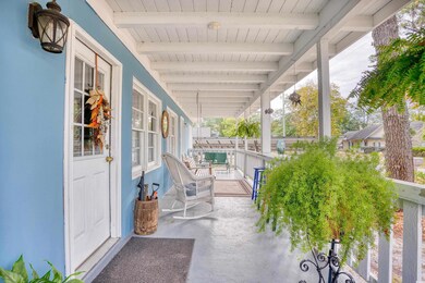 View of patio / terrace featuring covered porch