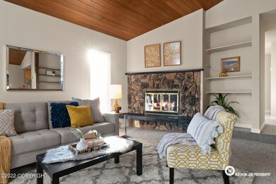 909 Bench Ct, Anchorage, AK 99504 - photo 4