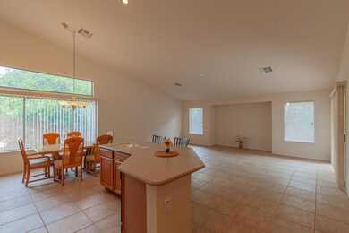 Kitchen/living room