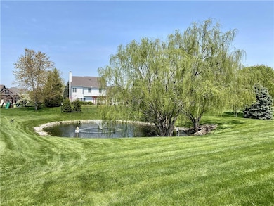 12311 Cobblestone Dr, Fishers, IN 46037 - photo 4