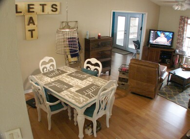 1029 dining room