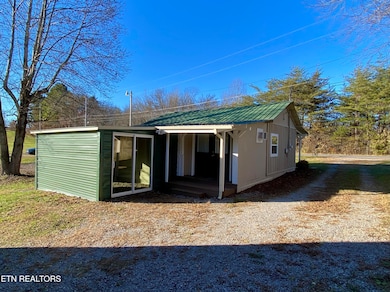 1470 Creston Rd, Crossville, TN 38571 - photo 5