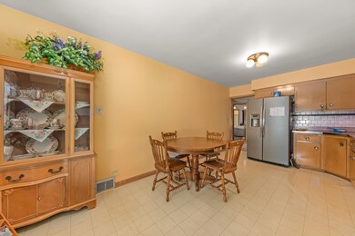 1916 Norfolk Ave, Westchester, IL 60154 - photo 6