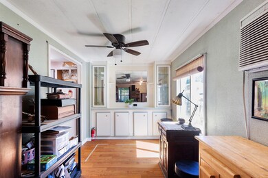 6-web-or-mls-2582-walnut-ave