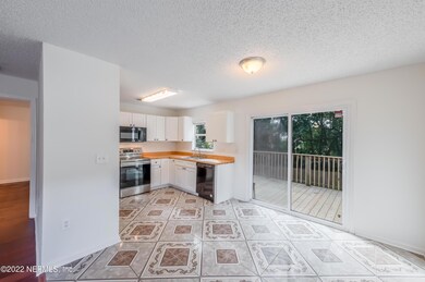 126 Cherry Tree Ct, Jacksonville, FL 32216 - photo 4