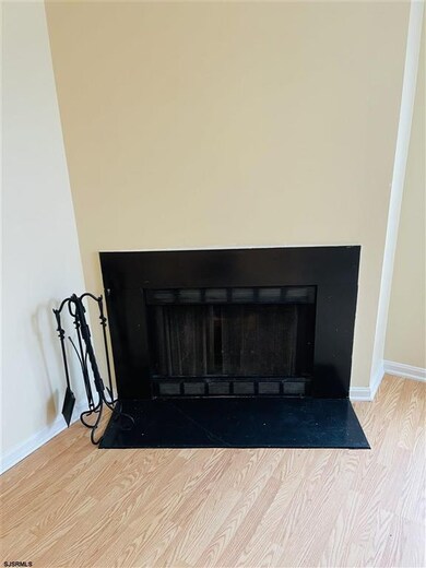 631 E Lake Front Cir unit 6, Galloway, NJ 08205 - photo 2