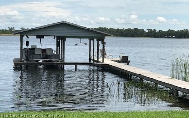 155 Pendarvis Rd, Lake Placid, FL 33852 - photo 2