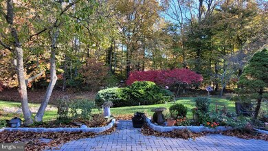 33 Westwinds Dr, Princeton Junction, NJ 08550 - photo 3