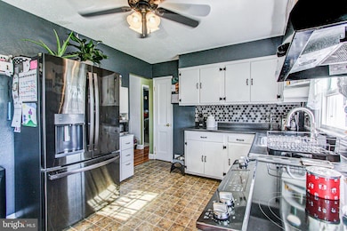 818 N Hanover St, Pottstown, PA 19464 - photo 6