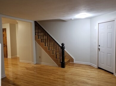 8 Freeland St, Worcester, MA 01603 - photo 7