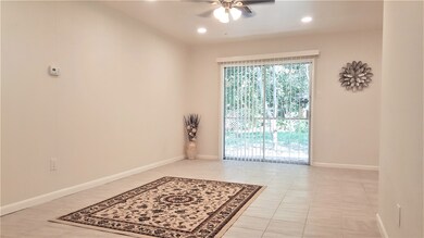 6419 Maple Hill Dr, Houston, TX 77088 - photo 4