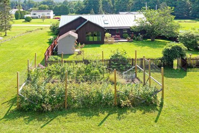 72 E Mountain View Dr, Rutland, VT 05701 - photo 7