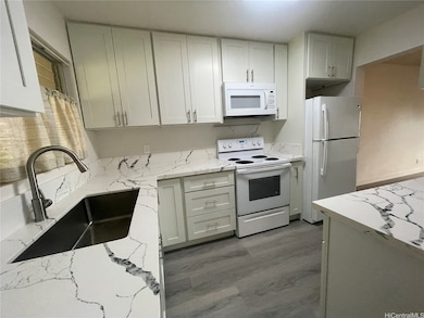 98-1370 Koaheahe Place unit 167, Pearl City, HI 96782 - photo 2