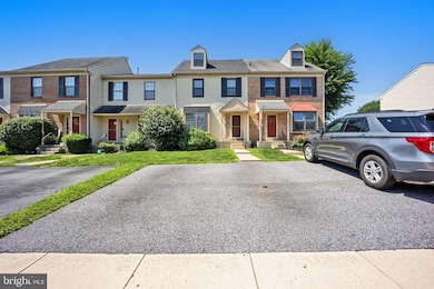 413 Carpenter Cir, Brookhaven, PA 19015 - photo 2