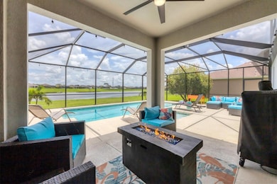 Custom pool with covered area