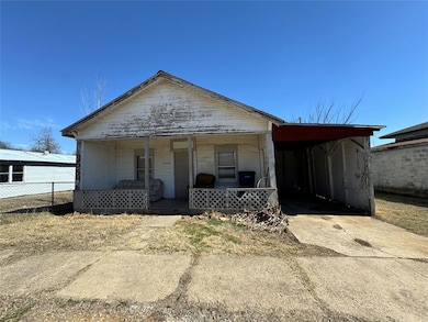 306 N 8th St, Seminole, OK 74868 - photo 3