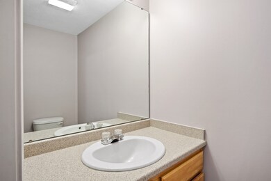 18 Patriot Rd, Fitchburg, MA 01420 - photo 6