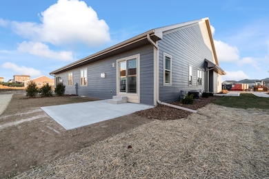 4-Exterior_655 Lambert