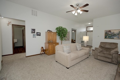 7914 Wethersfield Cove, Fort Wayne, IN 46835 - photo 4