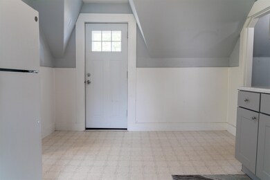 482 Reservoir Ave unit 2, Manchester, NH 03104 - photo 4